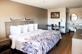 Superior Room, 1 King Bed (Smoke Free)