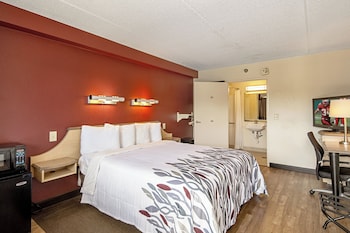 Deluxe Room, 1 King Bed, Accessible (Roll-In Shower, Smoke Free)