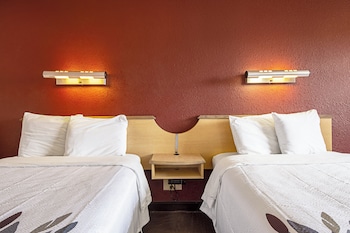 Deluxe Room, 2 Double Beds (Smoke Free)