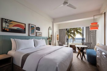 Room, 2 Queen Beds, Oceanfront (Surfrider, Newly Renovated)
