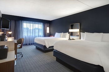 Room, 2 Queen Beds, Hearing Accessible