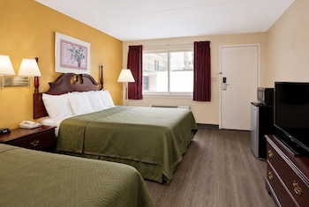 Standard Room, 2 Queen Size Beds, Smoking