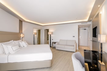 Grand Premium Room (2+2)