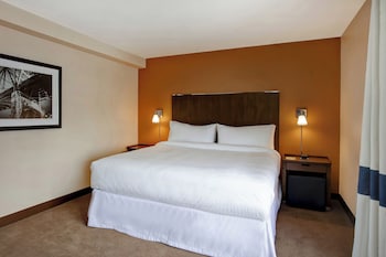 Junior Suite, 1 King Bed, Tower
