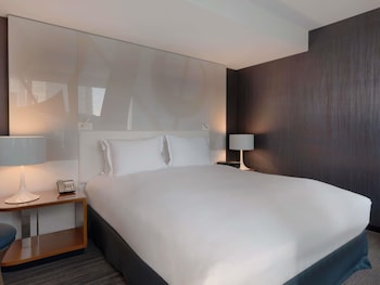 Suite, 1 King Bed (Prestige)