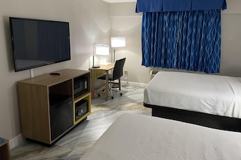 Room, 2 Double Beds, Smoking