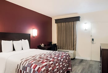 Deluxe Room, 1 Queen Bed, Non Smoking