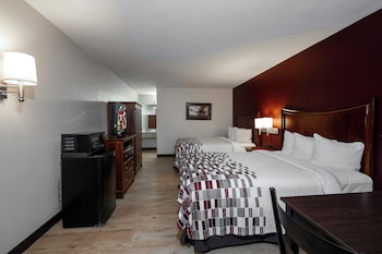 Deluxe Room, 2 Queen Beds, Non Smoking