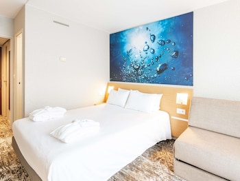 Executive Room, 1 Double Bed with Sofa bed