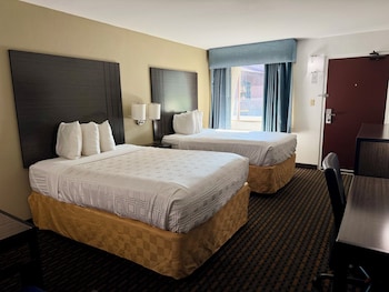 Standard Room, 2 Double Beds, Non Smoking, Refrigerator & Microwave