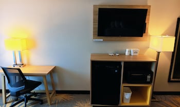 Room, 2 Queen Beds, Non Smoking