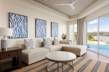 Preferred Club Imperial Suite Swim Out King