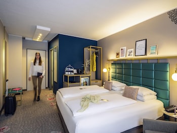 Privilege, Double Room, 1 Queen Bed