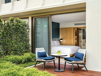 Suite, 1 Bedroom, Balcony, Courtyard View