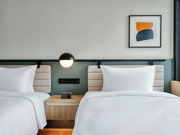 Deluxe Room, 2 Twin Beds