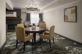 Presidential Suite, 1 King Bed, Non Smoking