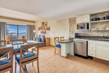 Villa (Master Suite, Stand Alone)