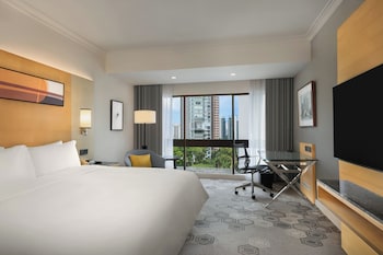 Deluxe Room, 1 King Bed (Walk-In Shower)