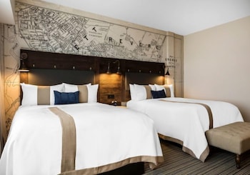 Deluxe Room, 2 Queen Beds, City View