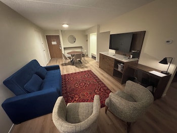 Superior Suite, 1 King Bed with Sofa bed