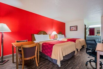 Standard Double Room, 2 Double Beds, Smoking