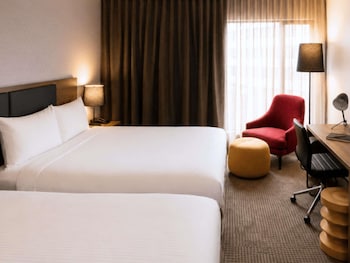 Deluxe Room, 2 Queen Beds