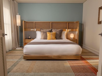 Suite, 1 Bedroom, Corner