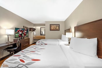 Standard Room, 2 Double Beds, Non Smoking