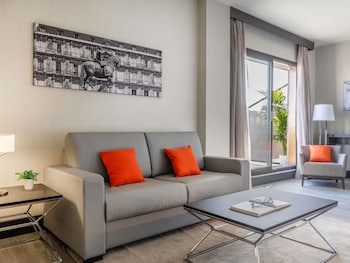Superior Suite, 1 King Bed with Sofa bed