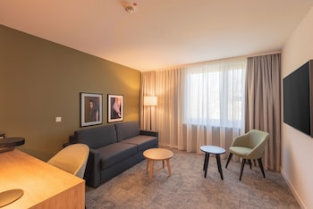 Junior Suite, 1 King Bed with Sofa bed