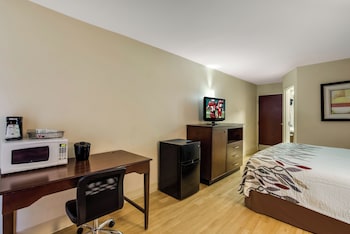 Deluxe Room, 1 King Bed, Non Smoking