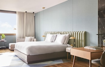 Junior Suite, 1 King Bed