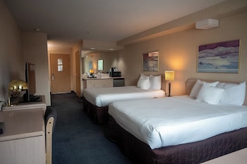 Standard Room 2 Queen Beds (Pet Friendly)