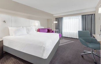 Standard Room, 1 King Bed (High Floor)