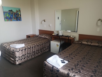 Ensuite Twin Room