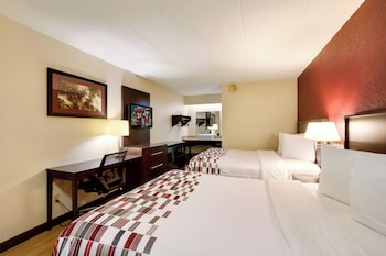 Deluxe Room, 2 Double Beds (Smoke Free)