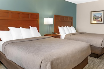 Suite, 2 Queen Beds, Hearing Accessible