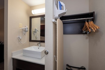 Superior Room, 1 King Bed, Non Smoking