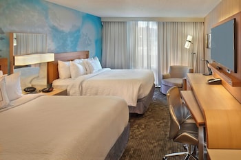 Room, 2 Queen Beds, Hearing Accessible