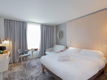 Executive Room, 1 Double Bed with Sofa bed
