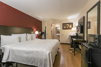 Deluxe Room, 1 King Bed, Accessible (Smoke Free)
