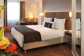 Deluxe Room, 1 Double Bed, Refrigerator