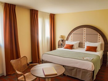 Junior Suite, 1 Double Bed with Sofa bed