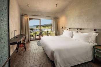Premium Room, 1 King Bed, Terrace, Sea View (island)