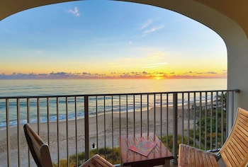Room, 1 King Bed, Accessible, Oceanfront (ADA Tub)