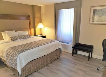 Standard Room, 1 Queen Bed