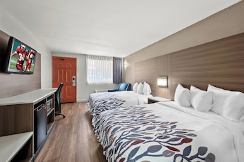 Deluxe Room, 2 Double Beds, Accessible, Non Smoking