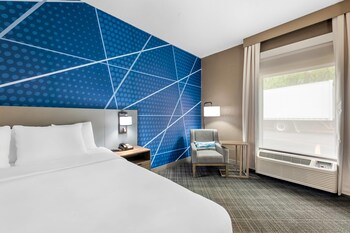 Standard Room, 1 King Bed, Non Smoking
