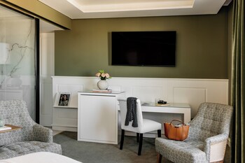 Supreme Room City View