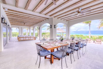 Kisiwa House (located off-property)